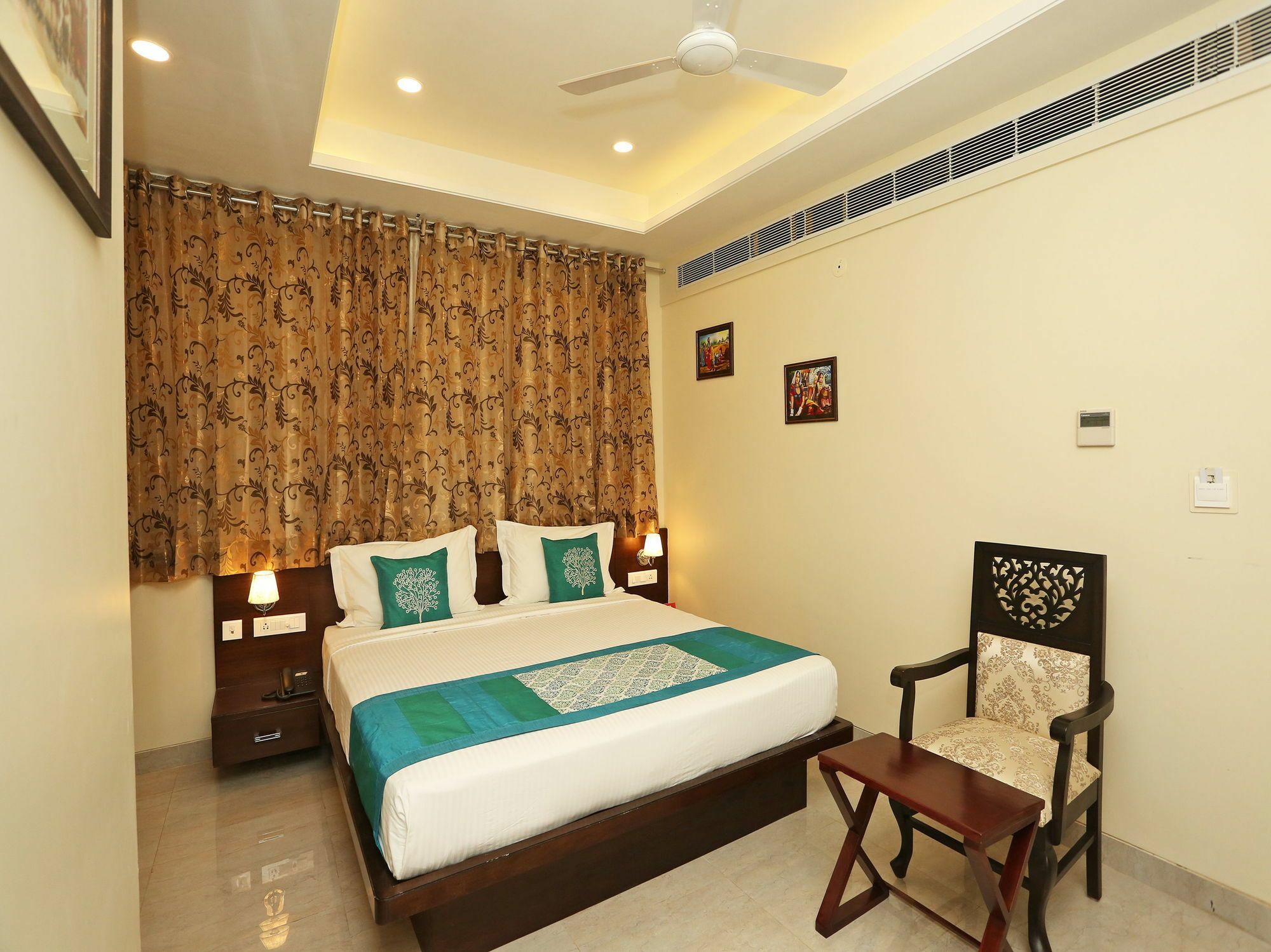 Hotel Oyo 9753 Cheelgadi