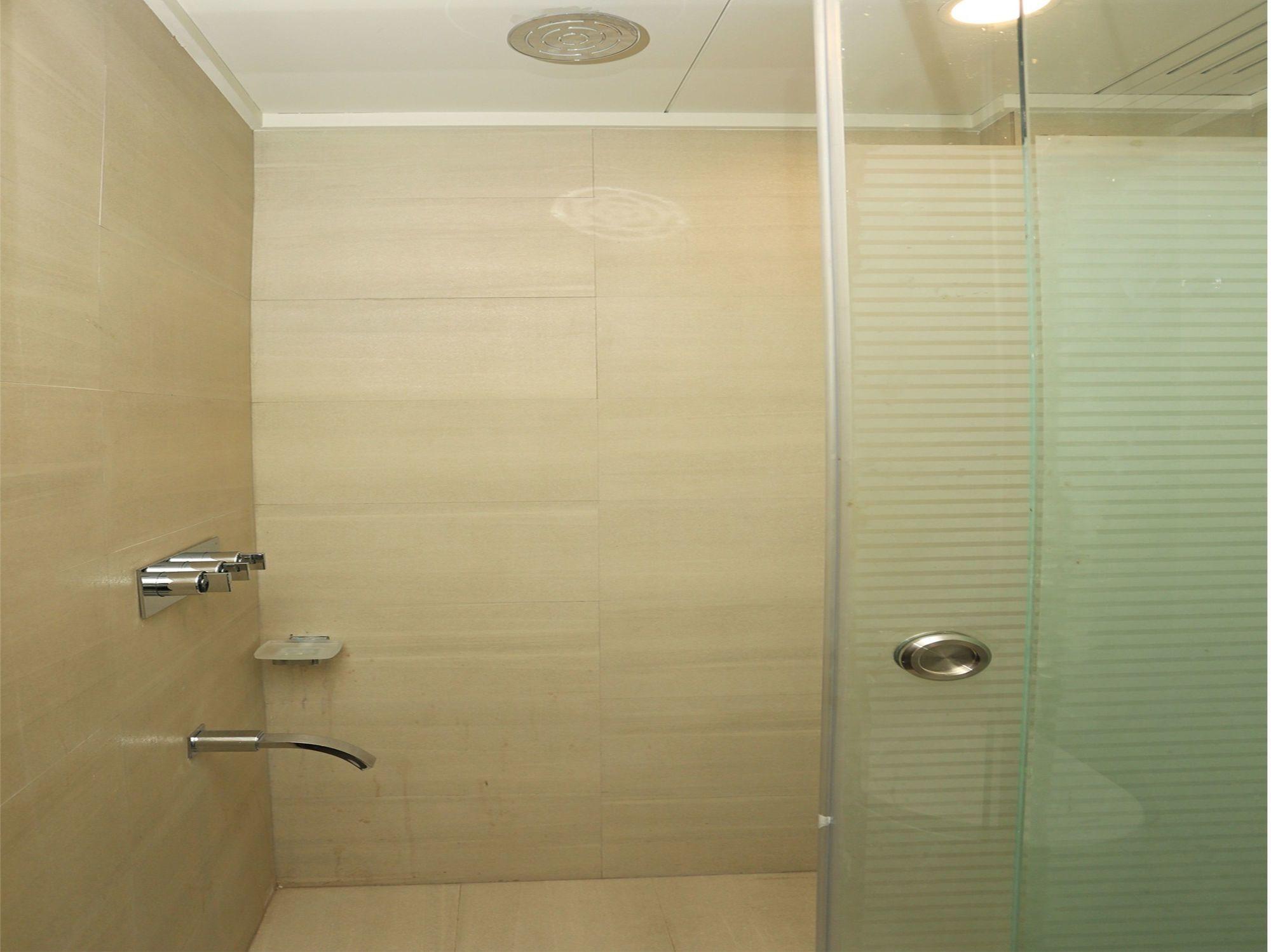 Oyo 9753 Cheelgadi Hotel 3*