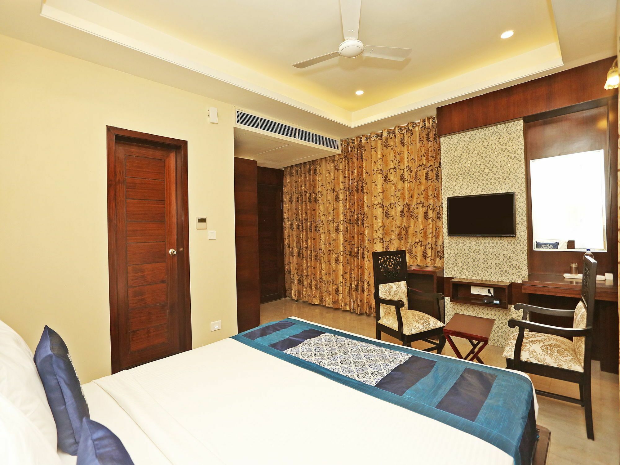 Oyo 9753 Cheelgadi Hotel Jaipur