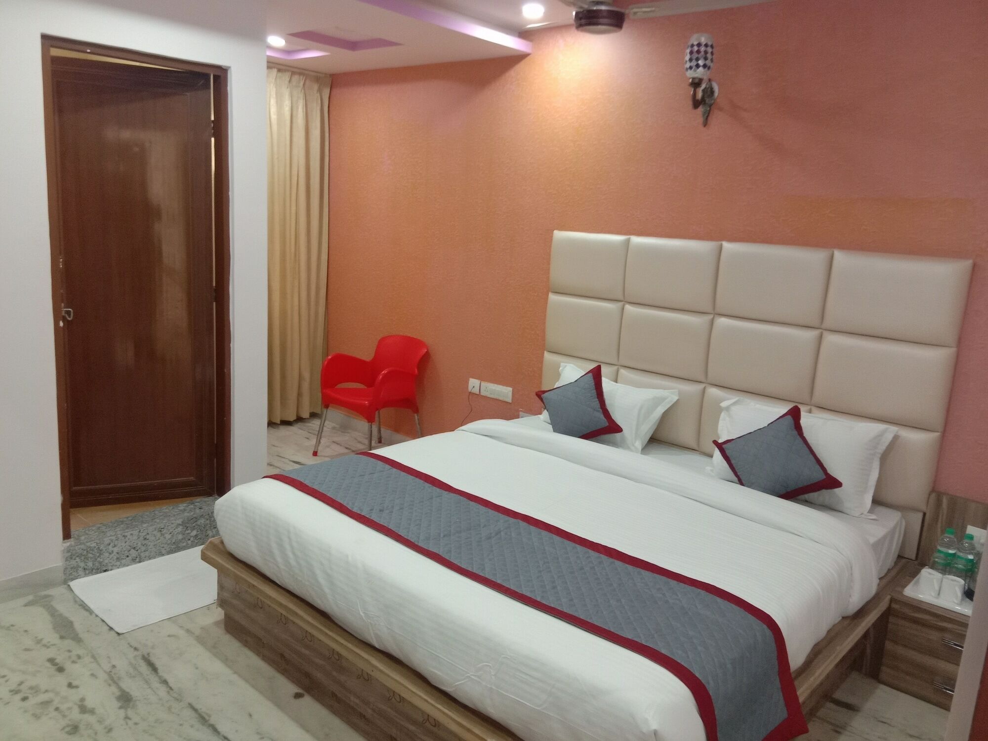 Hotel Oyo 6893 Airport View 3*