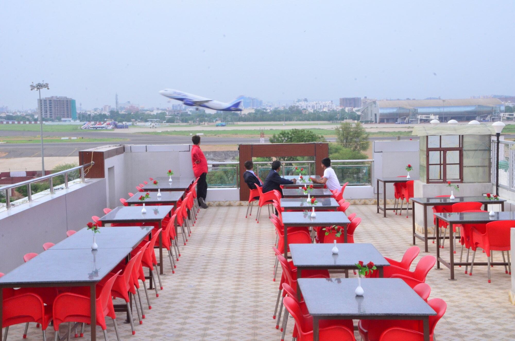 Oyo 6893 Airport View Hotel Jaipur