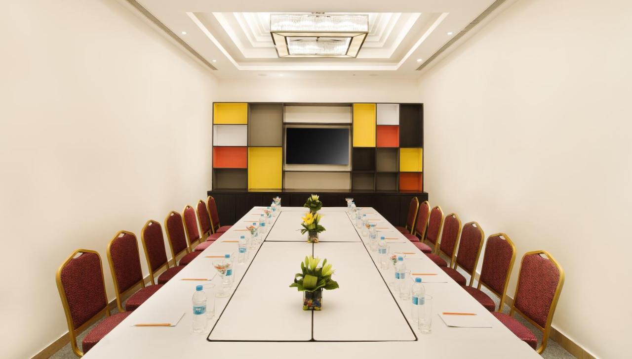 Zone By The Park , Bani Park Hotel Jaipur