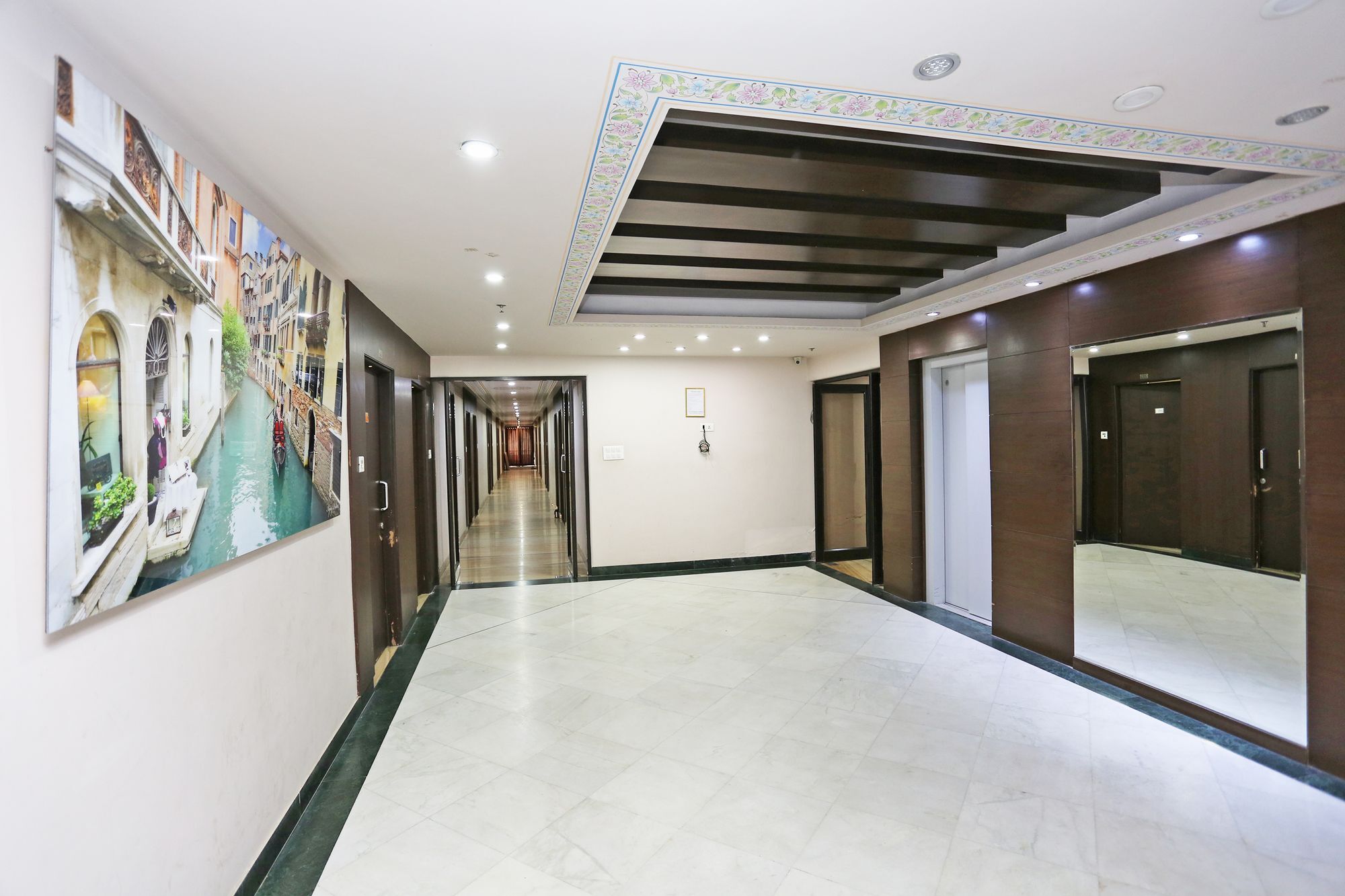 Arco Palace Hotel Jaipur