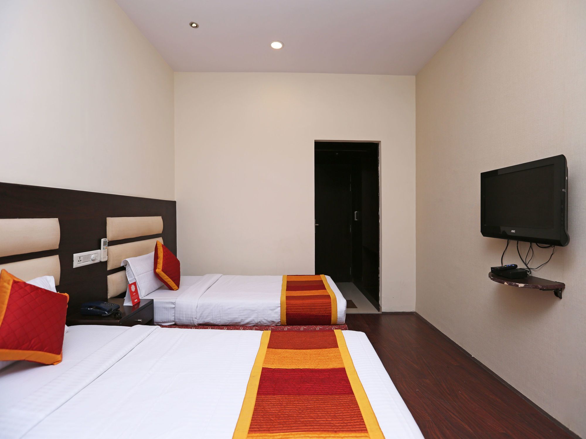 Oyo 606 Imperial Hotel