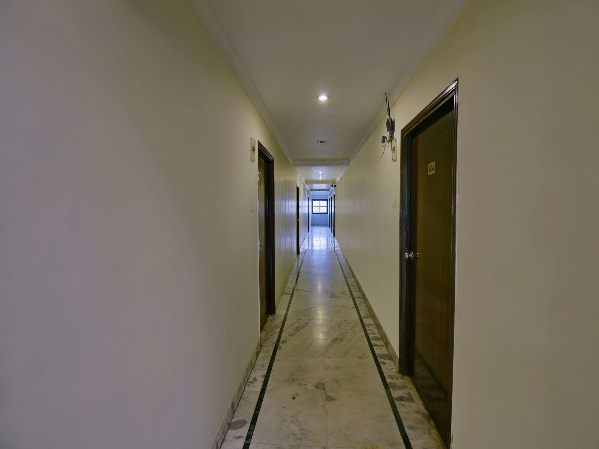 Hotel Oyo 1746 Rnb Select Jaipur
