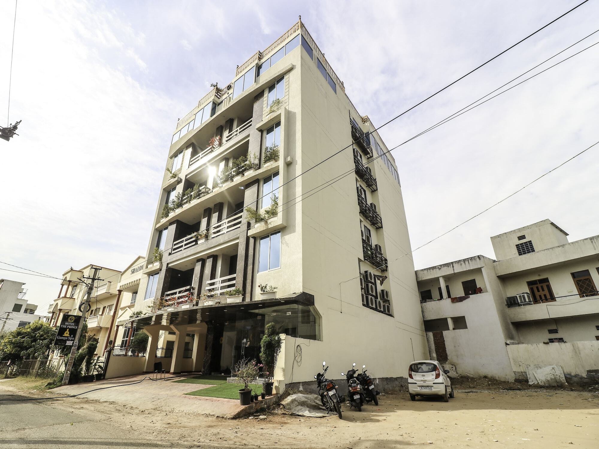 Oyo 28722 The Hotel Jaipur
