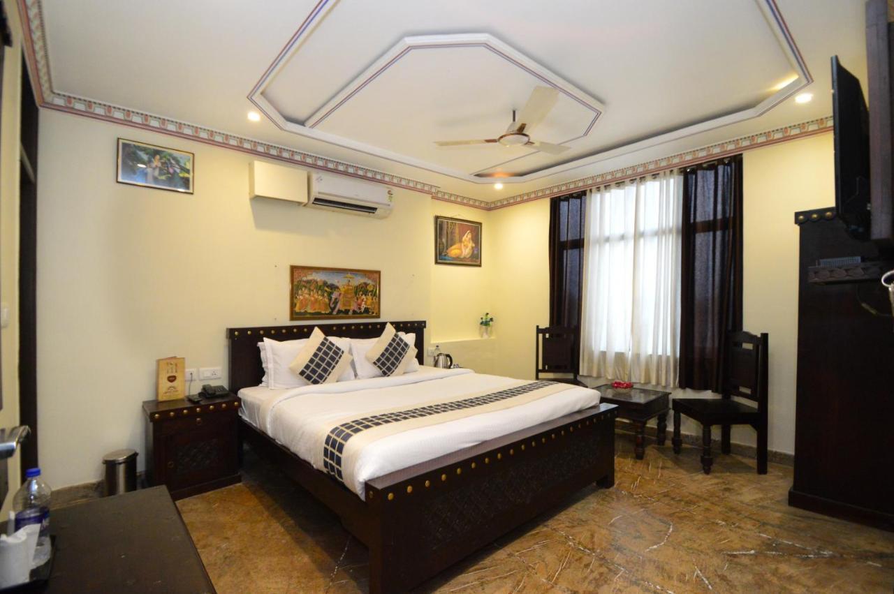 Surya Garh Hotel