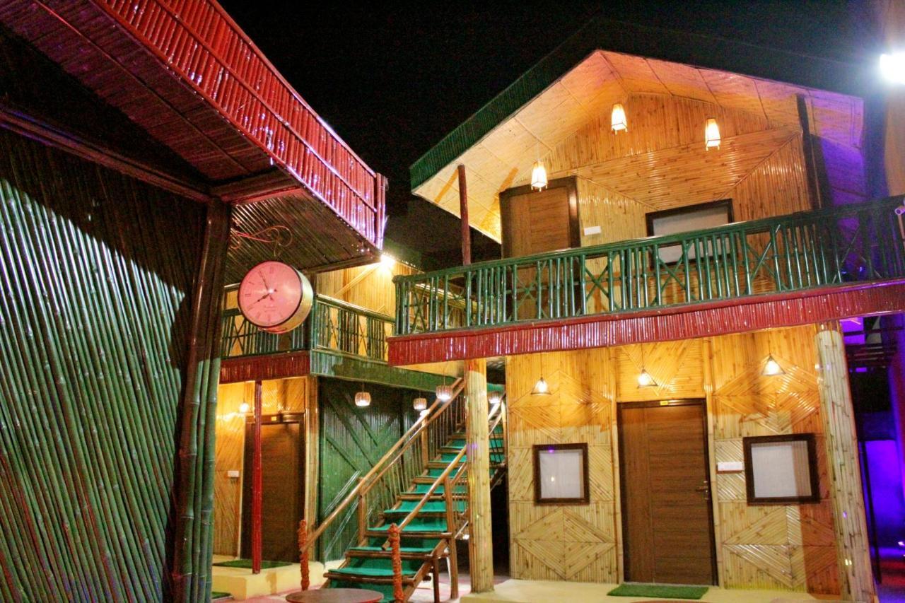 Hotel Bamboo Castle