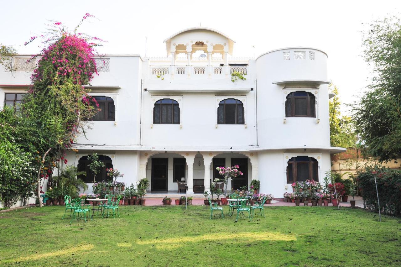 Meghniwas Hotel 3*
