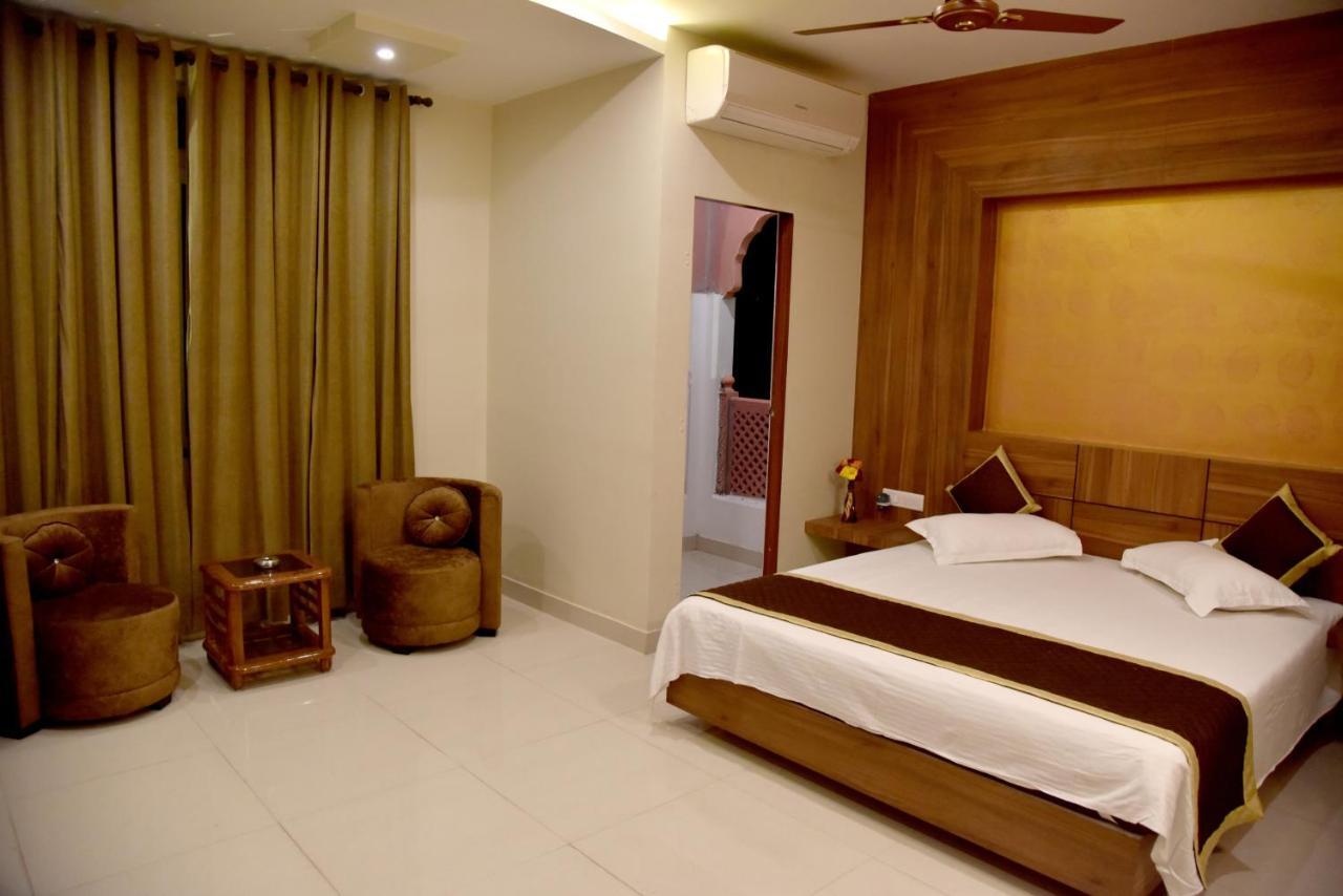 Triveni Residency Hotel 3*