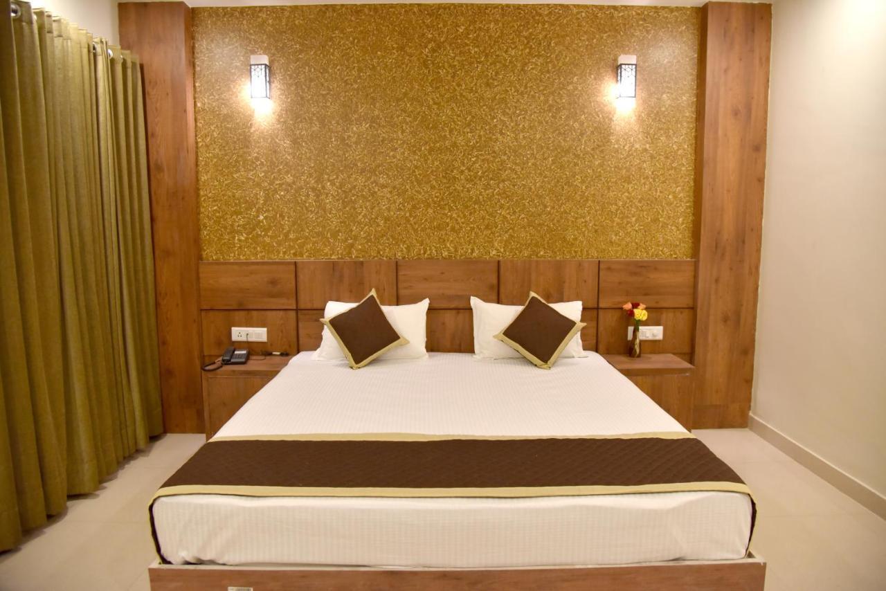 Triveni Residency Hotel 3*