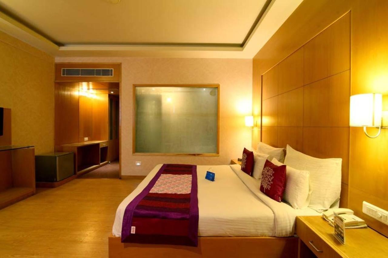 Hotel Cm-a Luxury Boutique 4*