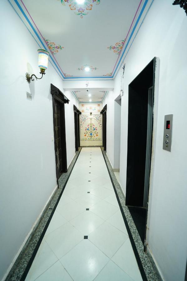 Hotel Jal Mahal Haveli 3*