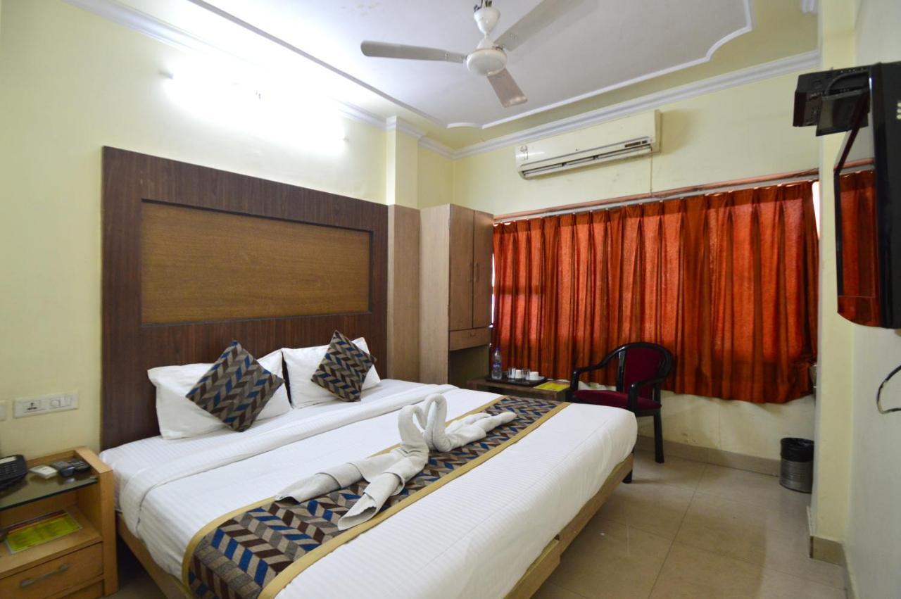 Hotel Radha Palace 3*