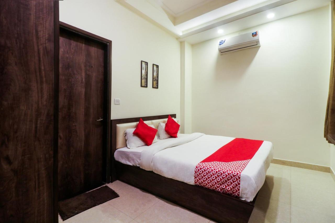 Hotel Capital O 7197 Cordon Vay 3*