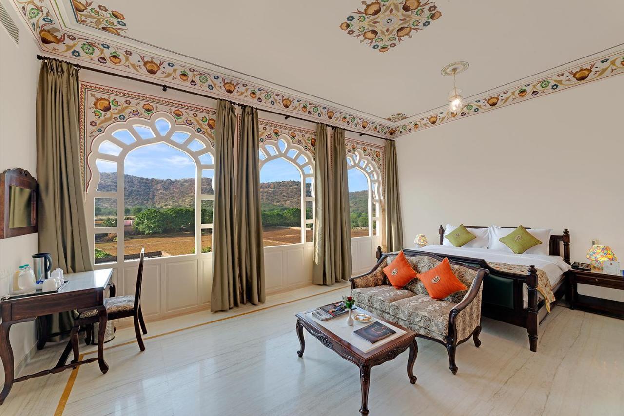 Hotel The Jai Bagh Palace Jaipur