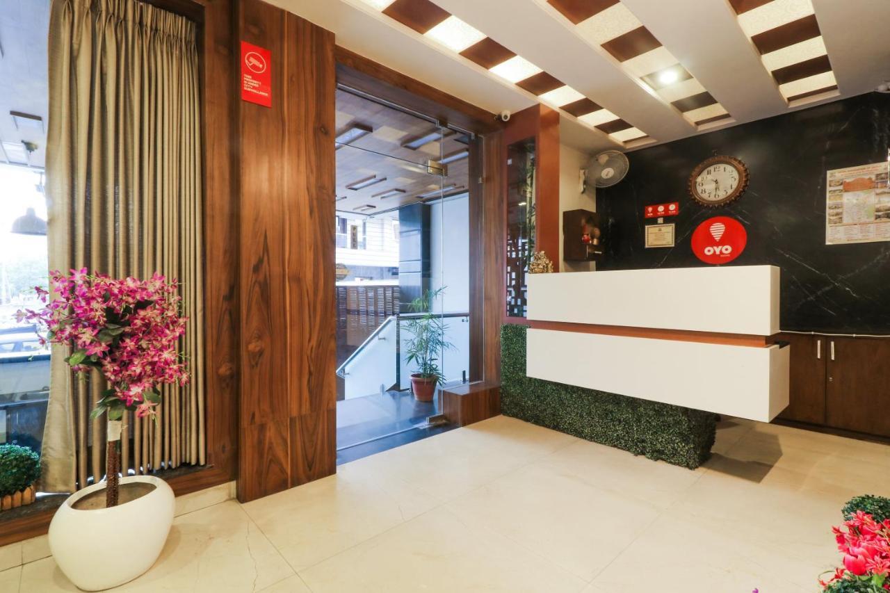 Hotel Capital O 7197 Cordon Vay 3*