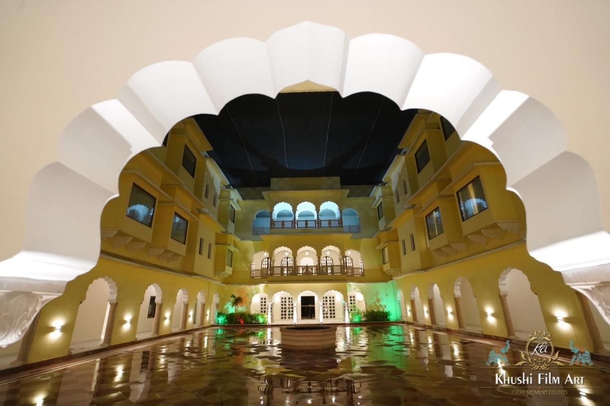 Hotel Raj Bagh Palace