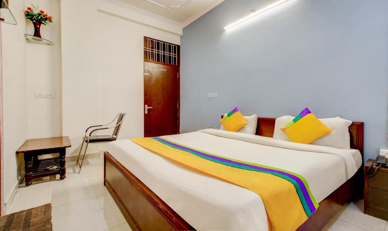 Hotel Treebo Trip Kankariya 3*