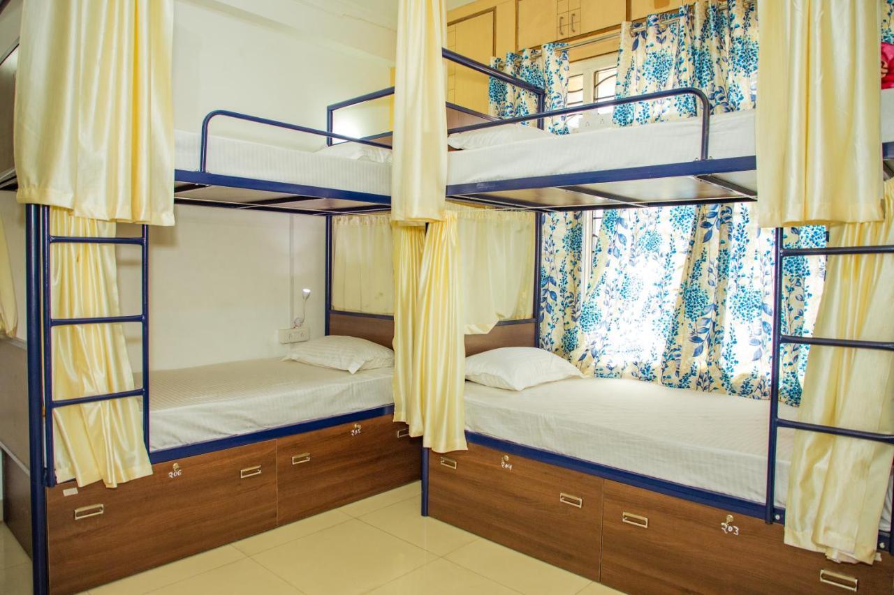 Karwaan Hostel *