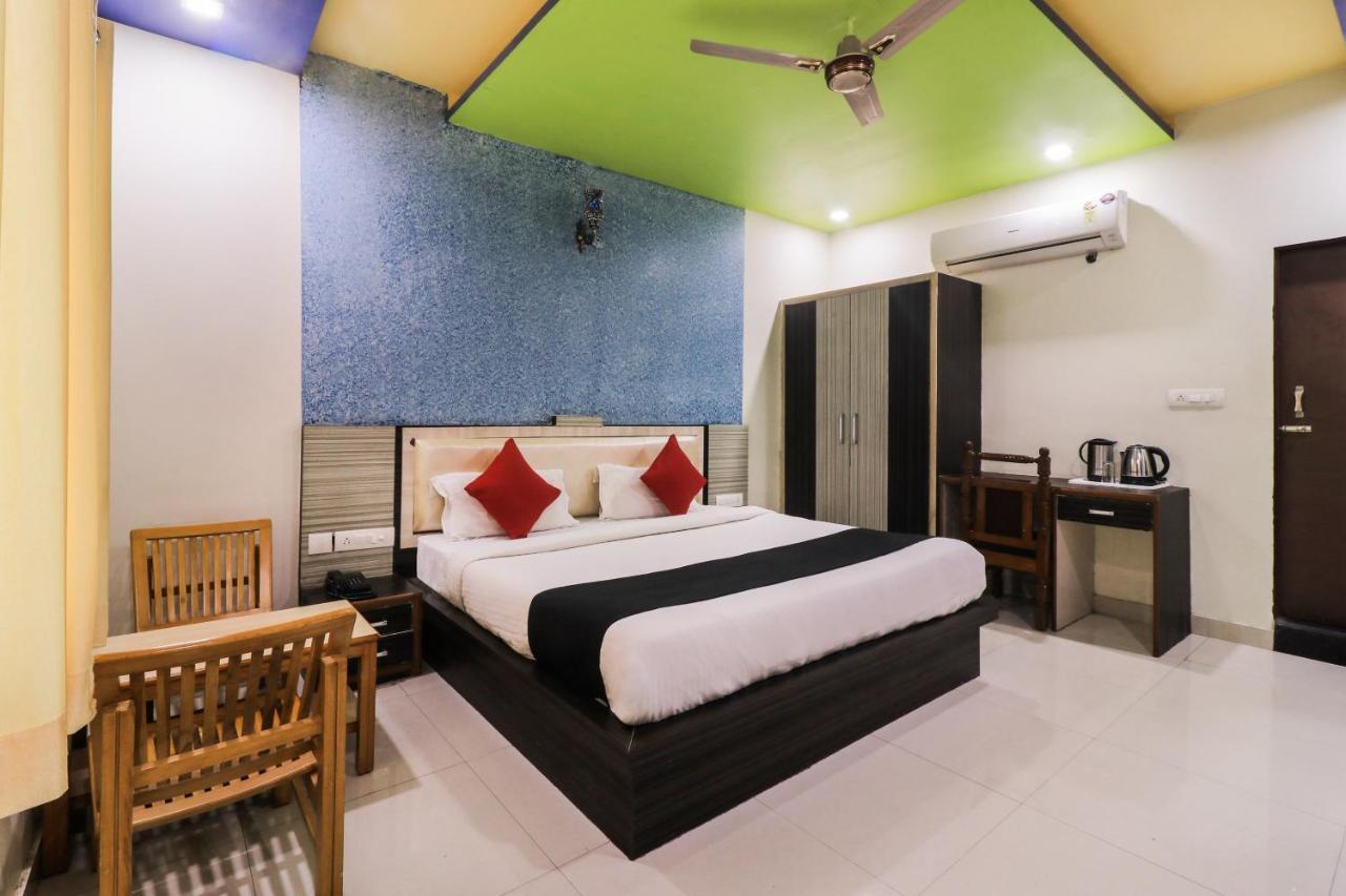 Oyo 6893 Airport View Hotel 3*