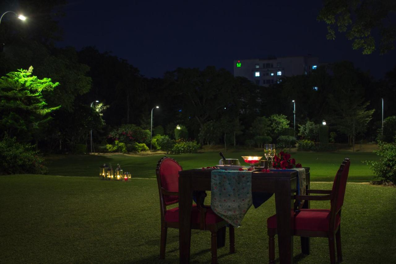 Clarks Amer Hotel 4*