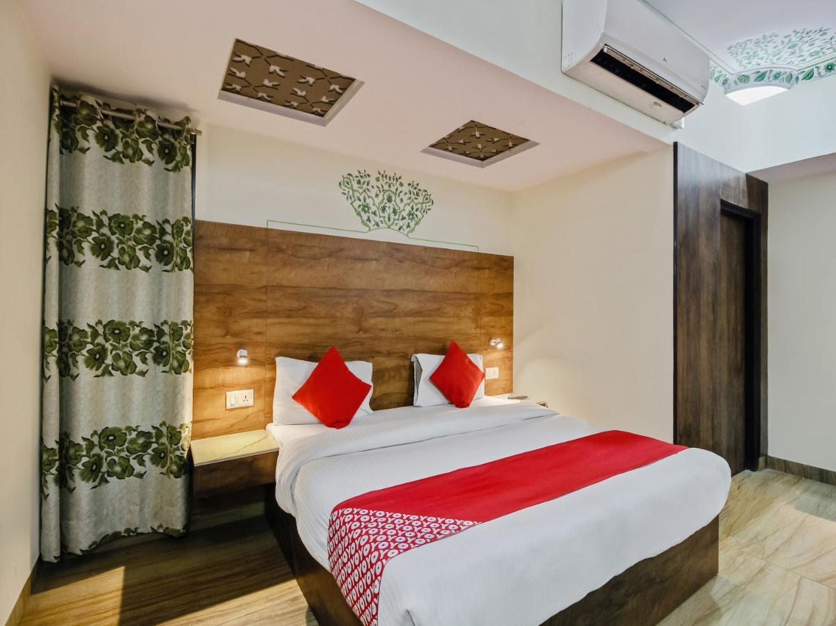Arco Palace Hotel 3*