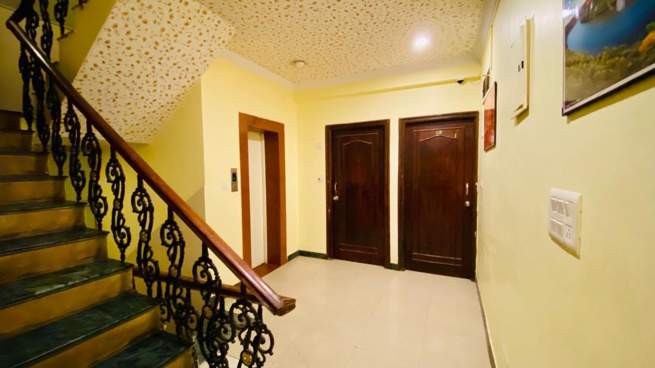 Hostel Tuk Tuk Backpackers Near Railway Station Jaipur