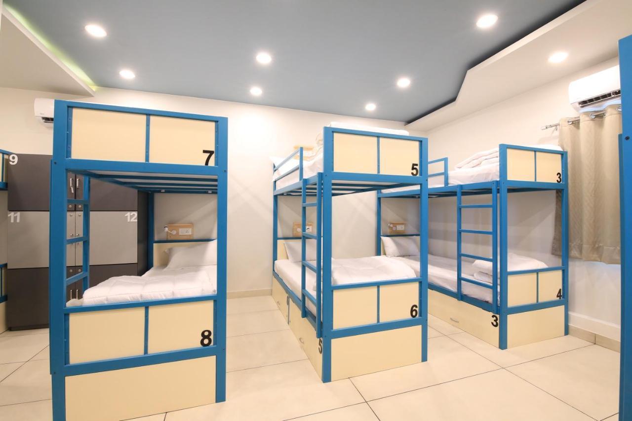 Blue Beds Hostel *