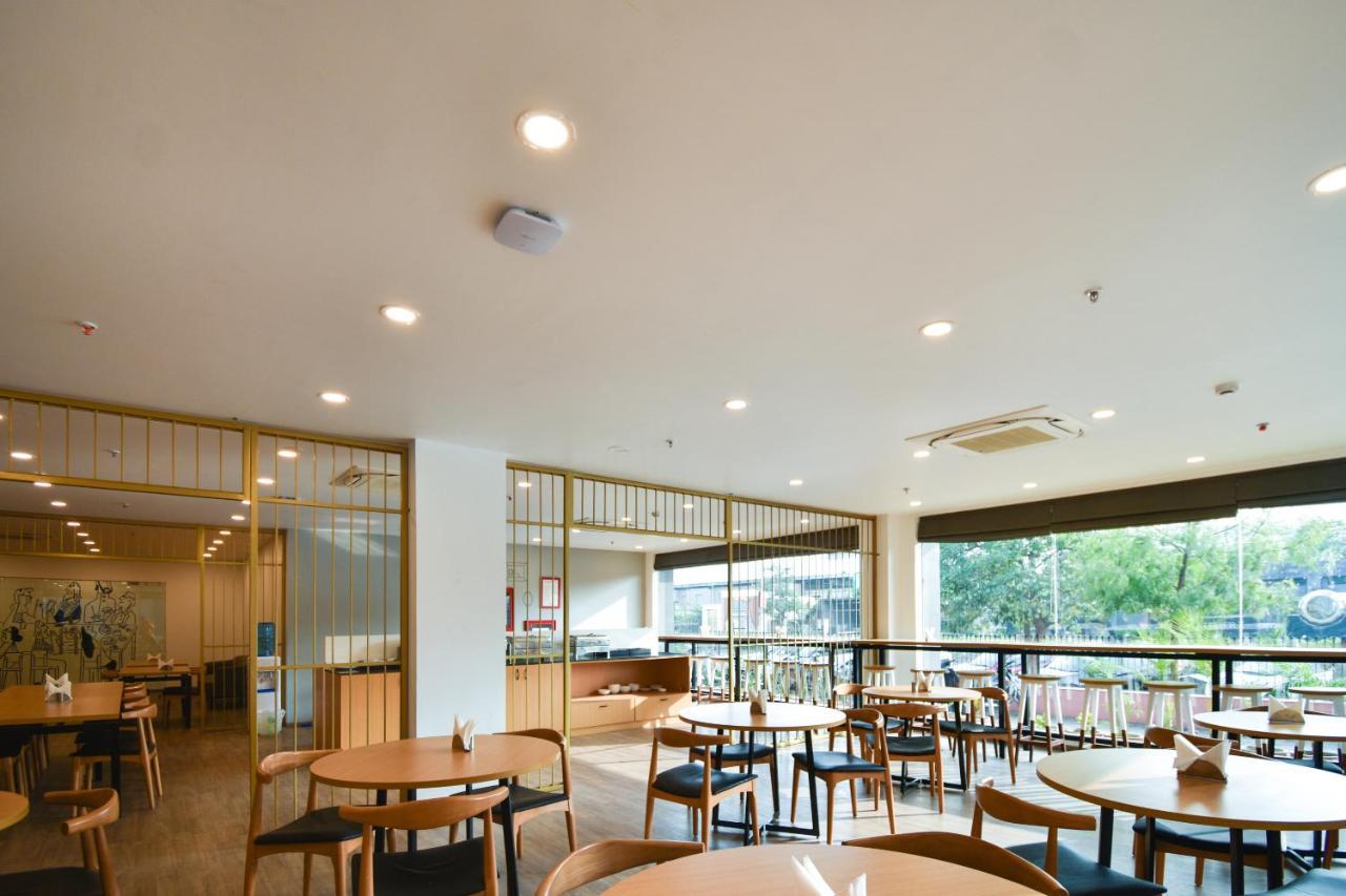Hotel Oyo Townhouse 294 ??? Malviya Nagar