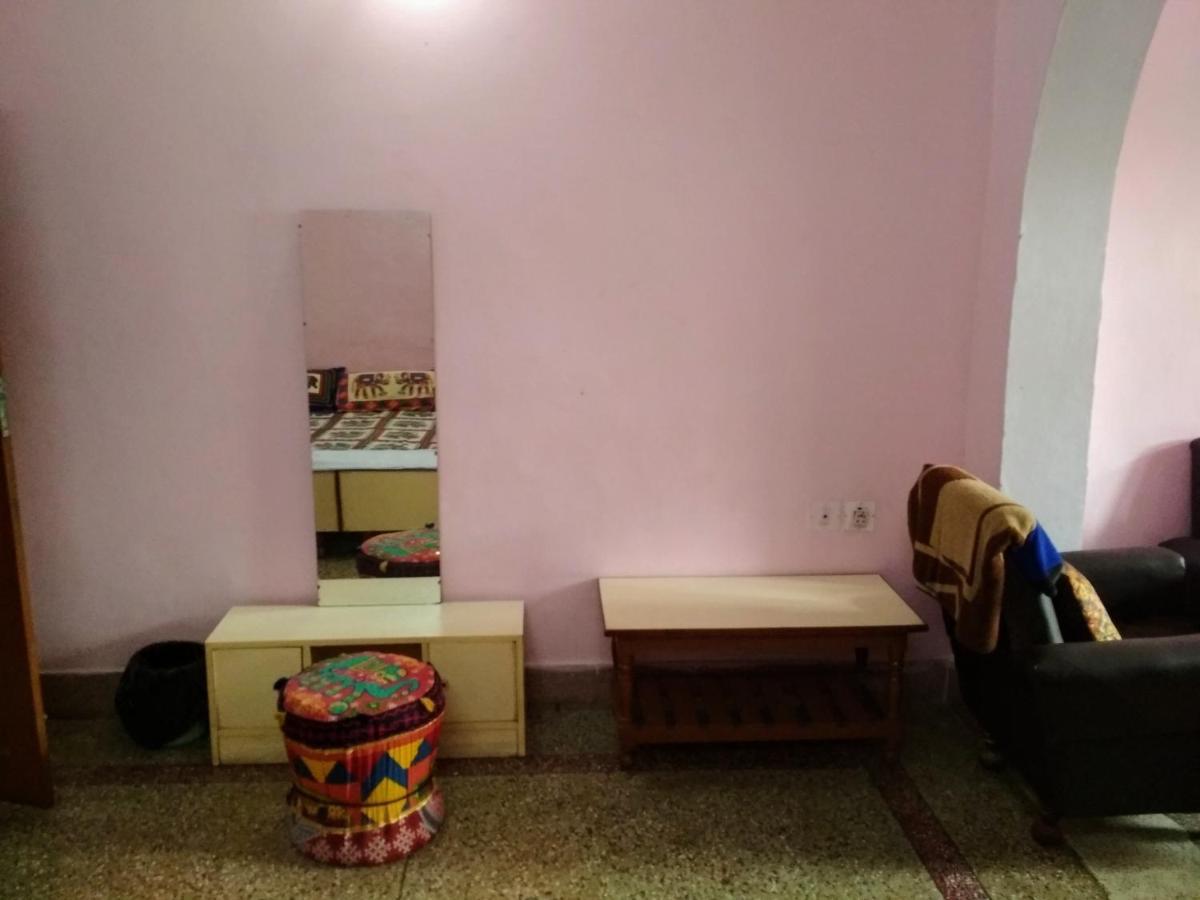 Jwala Niketan Guesthouse Private Rooms *