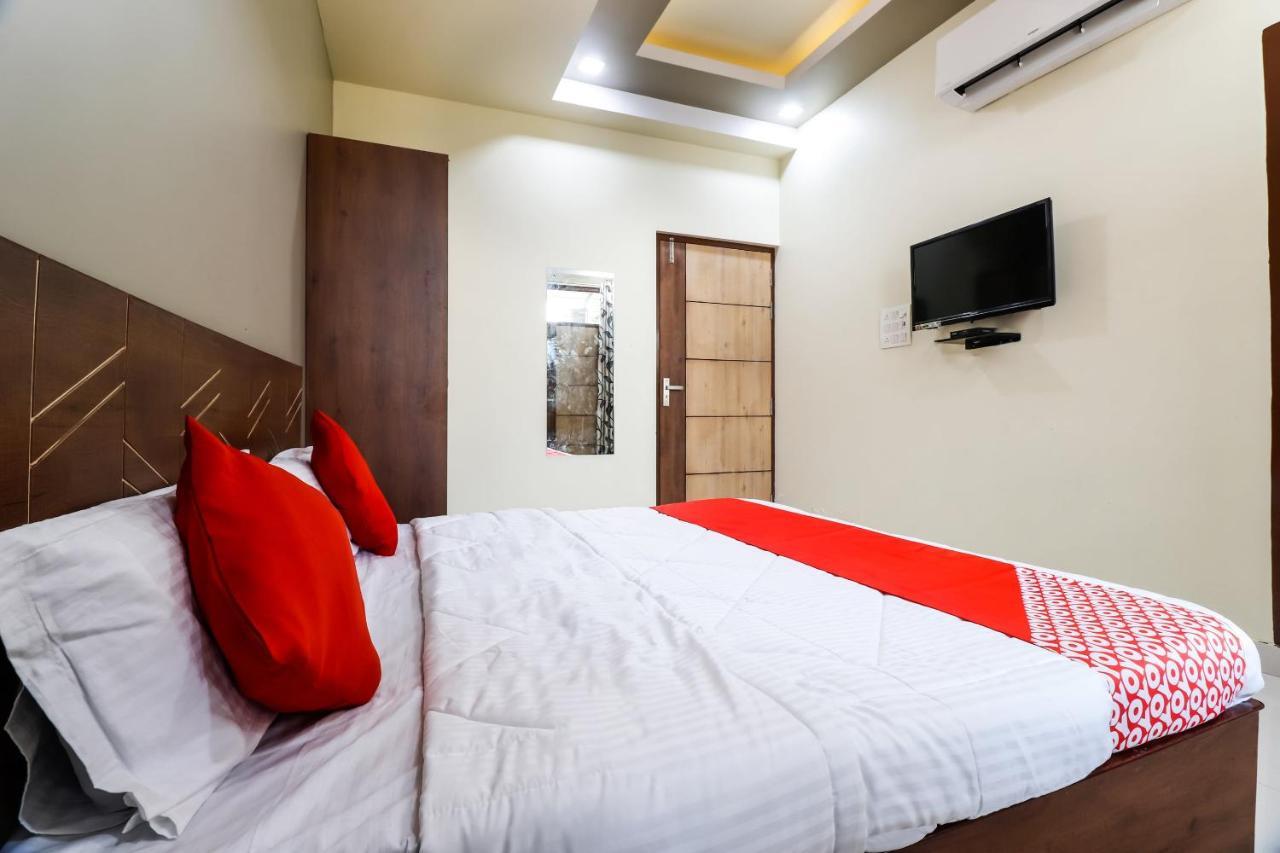 Hotel Flagship Shagun