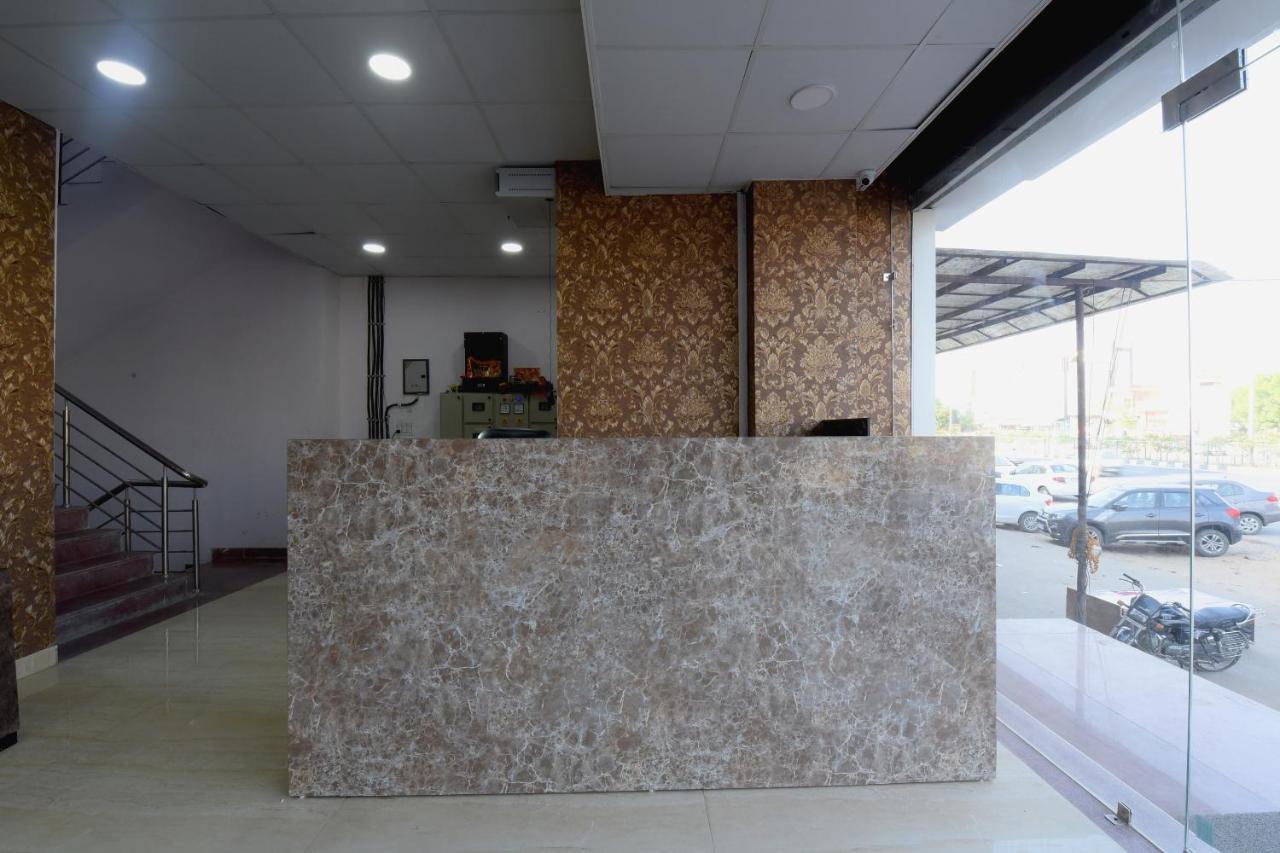 Hotel Oyo 23606 Danaria