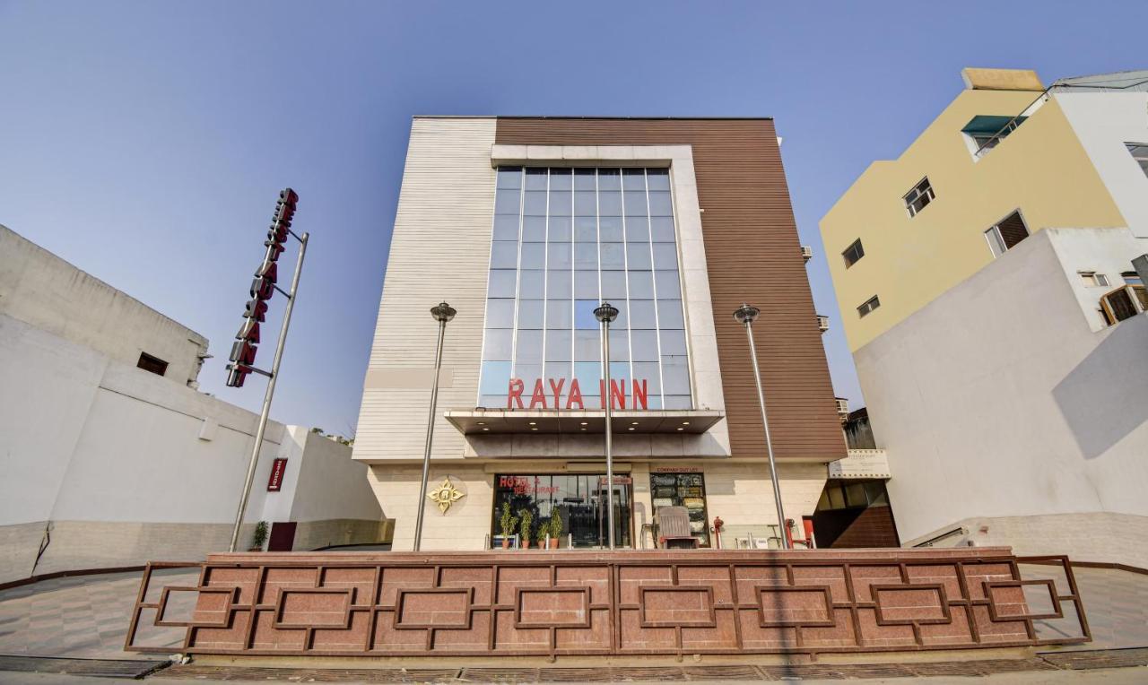 Raya Hotel