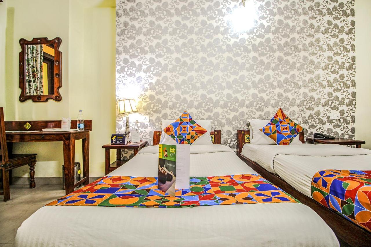 Hotel Fabexpress Utsav 3*