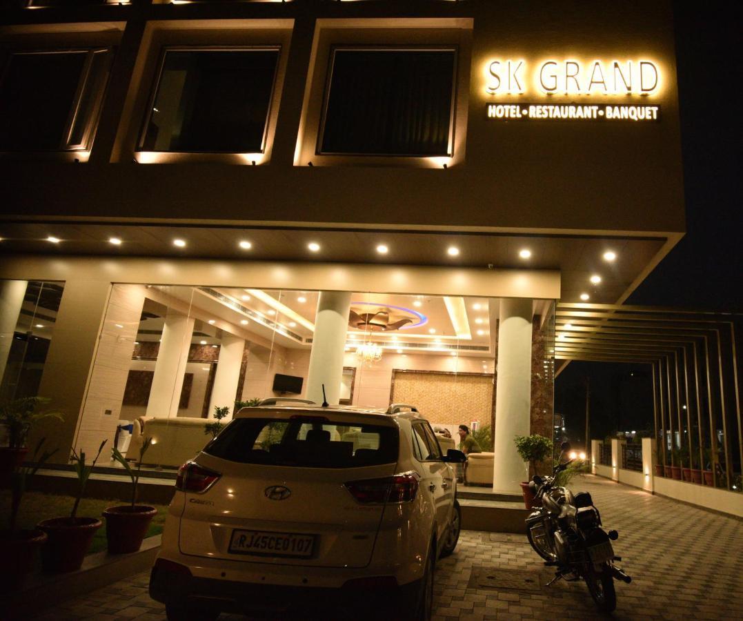 S K Grand Hotel
