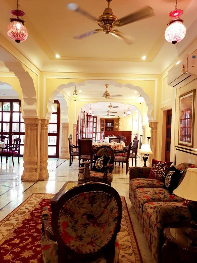 Hotel Raj Rajeshwari Haveli 3*
