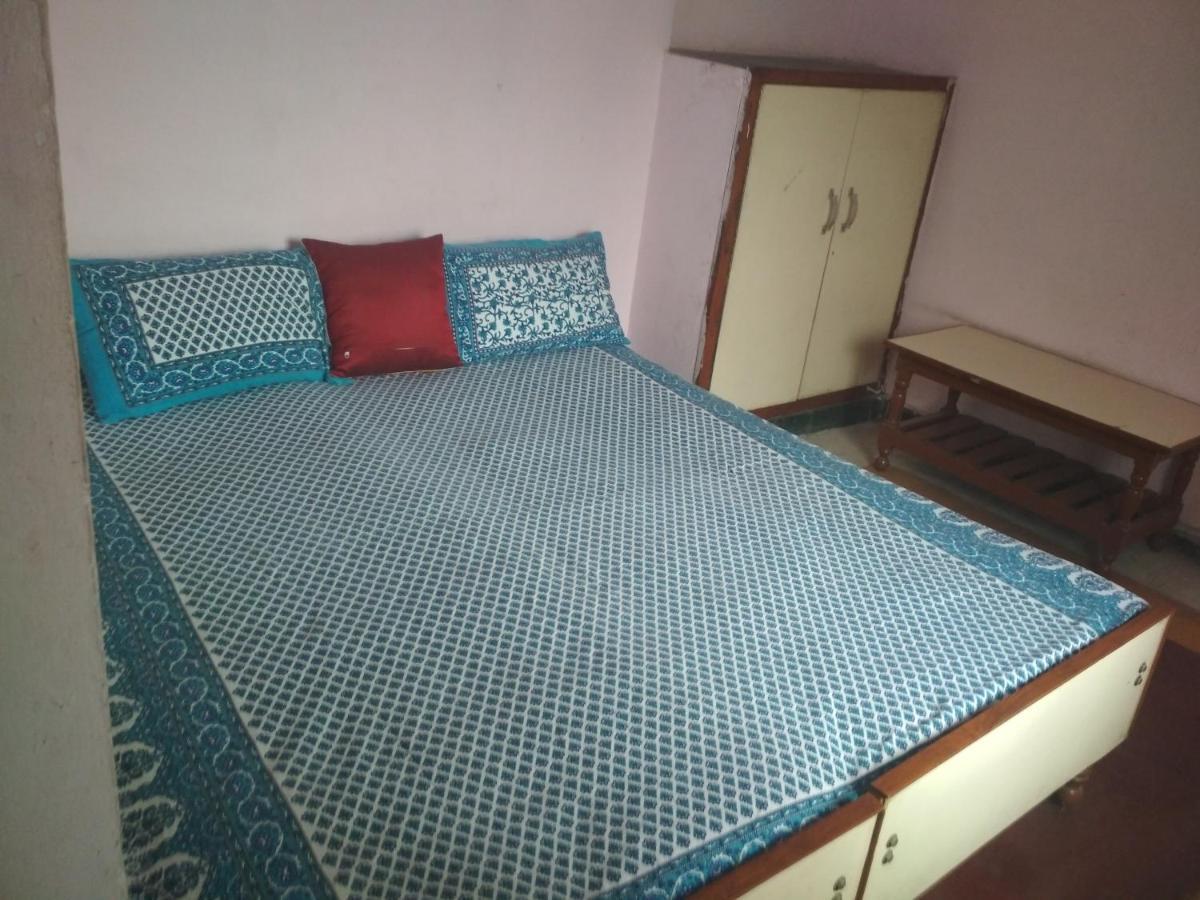 Jwala Niketan Guesthouse Private Rooms