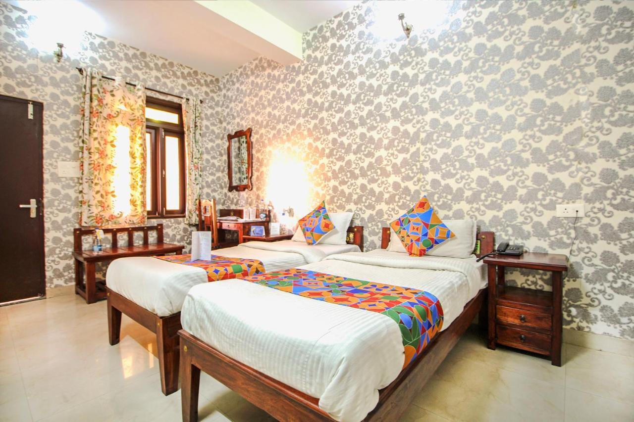 Fabexpress Utsav Hotel