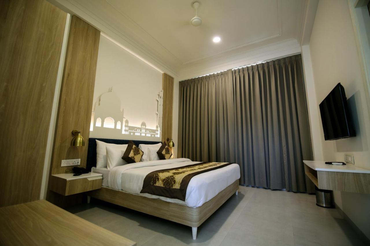 Ratangarh Palace Hotel