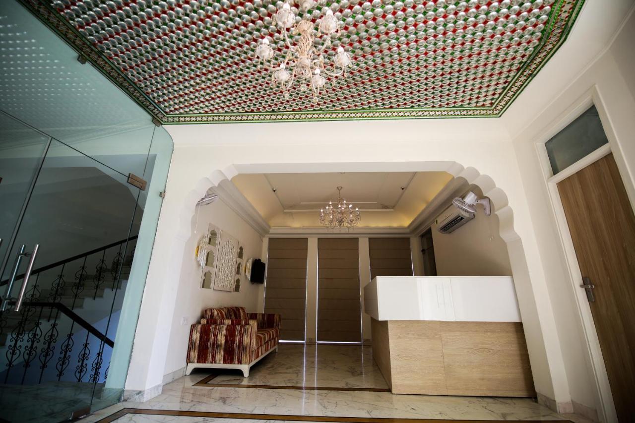 Hotel Ratangarh Palace Jaipur