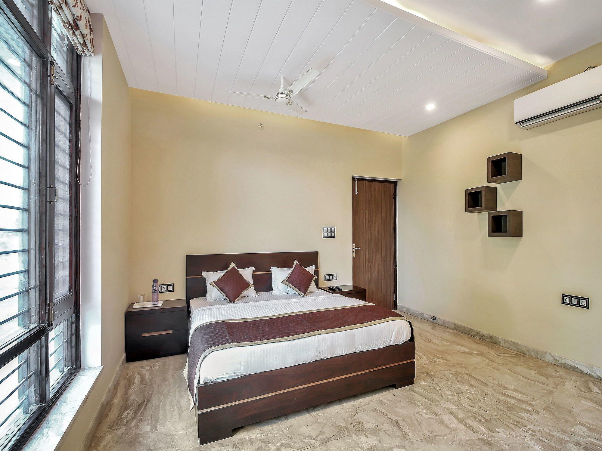 Oyo 9744 Helios Homestay