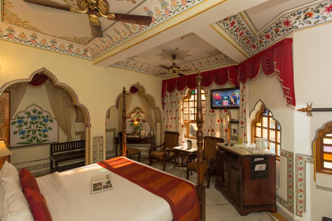 Umaid Bhawan - A Heritage Style Boutique