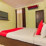 Oyo 7794 Hotel Raghukul