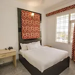 Tuma Club House