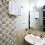 Oyo Rooms Khole Ke Hanuman Ji