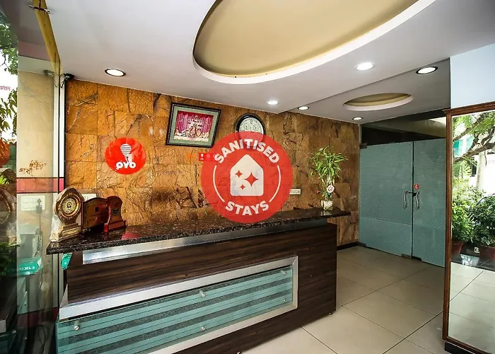 Oyo Flagship 16382 Hotel Sinjara