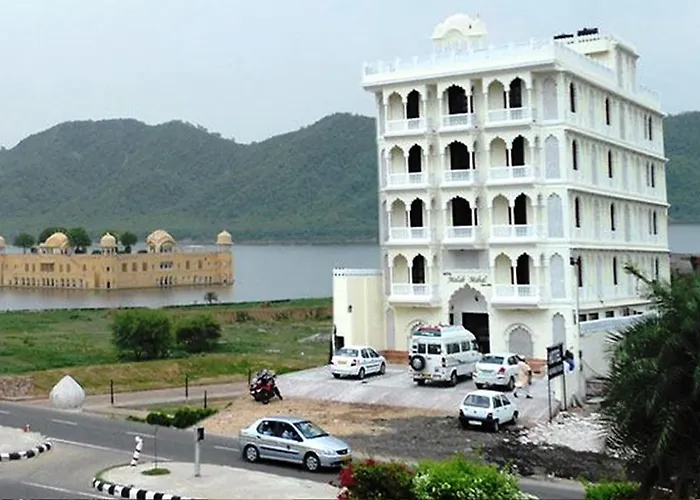 Hotel Malak Mahal Palace