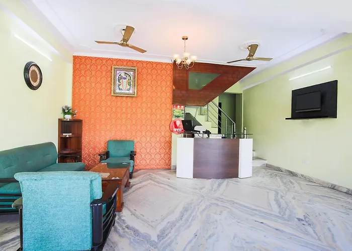 Oyo 7794 Hotel Raghukul