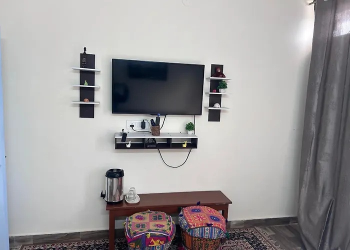 Golden Peacock Heritage Home Stay